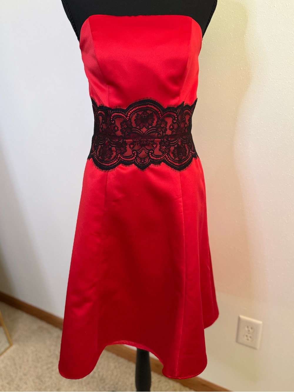 Da Vinci Red Satin Strapless Lace Cocktail Party Dress Size 6 Prom Holiday
